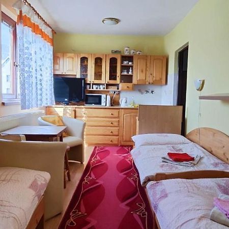 Homestay Machom Oscadnica Exteriör bild